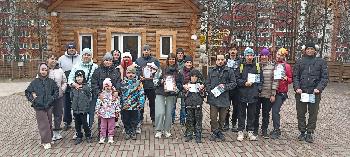 Работники АО "Златмаш" с семьями приняли участие в туристическом многоборье "Тропа здоровья"